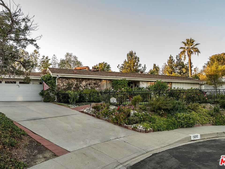 1st image of 5697 Collins Pl
