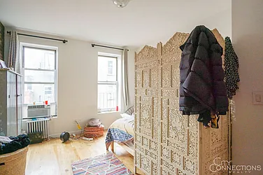 Rented by City Connections Realty