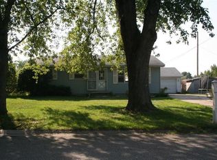 7700 Hendricks St, Merrillville, IN 46410