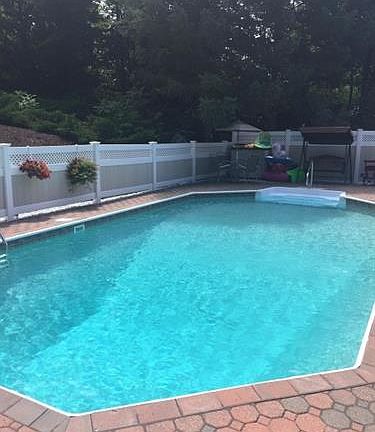 3rd image of 3 Cove Ct