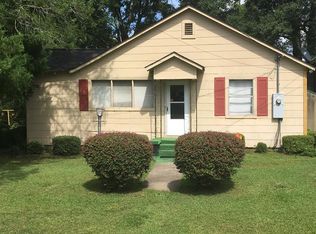 607 Hickory St, Summit, MS 39666