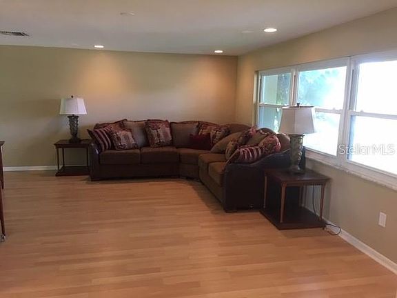 4th image of 6510 Mockingbird Way S