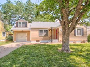 406 SE 6th St, Newton, KS 67114
