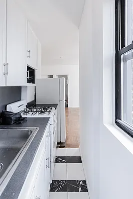 Rented by Metropolitan Property Group | media 3