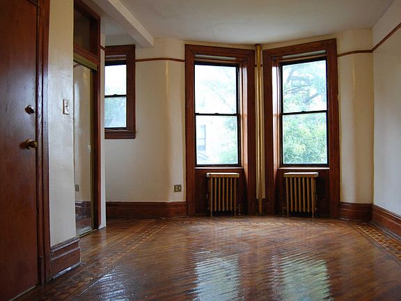 3rd image of 765B Sterling Pl #2