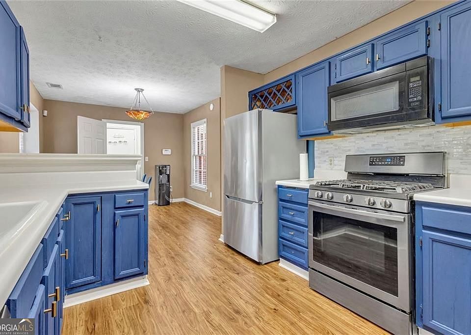 1st image of 10820 Lees Ct