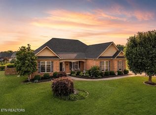 346 E Port Dr, Lenoir City, TN 37772