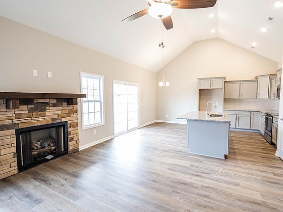 5th image of 490 Summerfield Lot 490