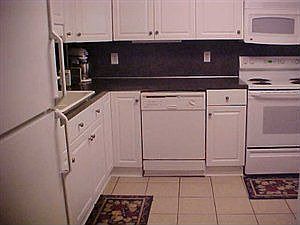 4th image of 1684 Davenport Ct