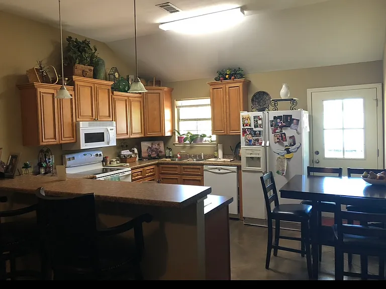 20 Tin Hill Dr #20 — Photo 3