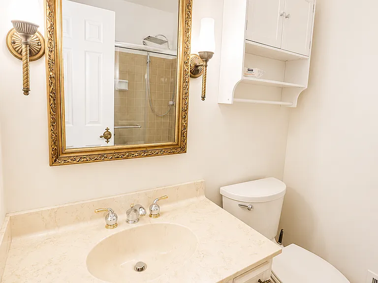 9205 Whitegate Ct — Photo 17
