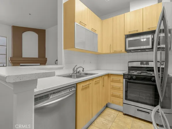 7037 La Tijera Blvd APT C102, Los Angeles, CA 90045