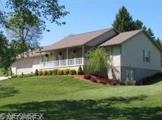 1351 S Westwood Dr, Zanesville, OH 43701