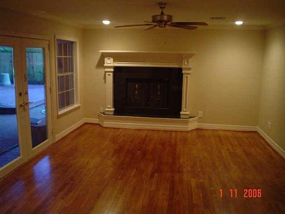 Master Bed. 19x14, hardwoods, wood burning fireplace, two walk in closets 