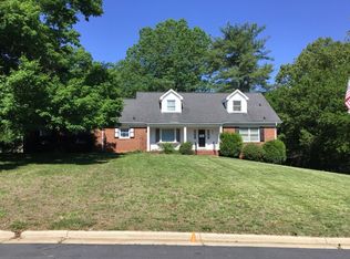 203 Woodfern Dr, Jamestown, NC 27282