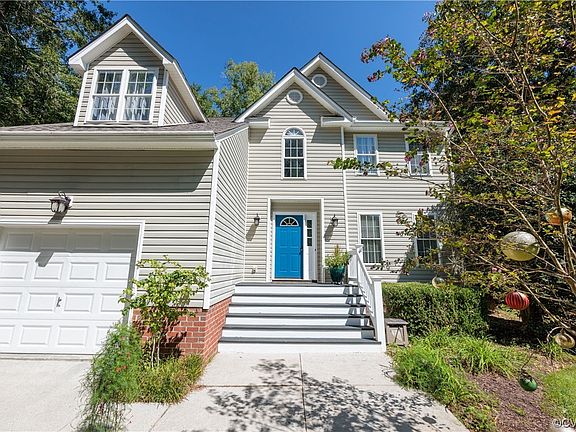 5th image of 9258 Minitree Glen Ln