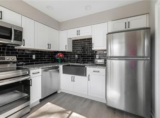 1056 Country Ct, Lawrenceville, GA 30044