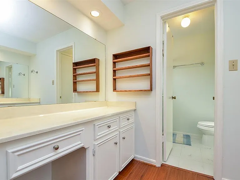 15815 Boulder Oaks Dr — Photo 9