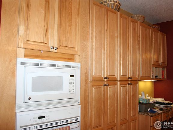3rd image of 16490 Fairbanks Dr