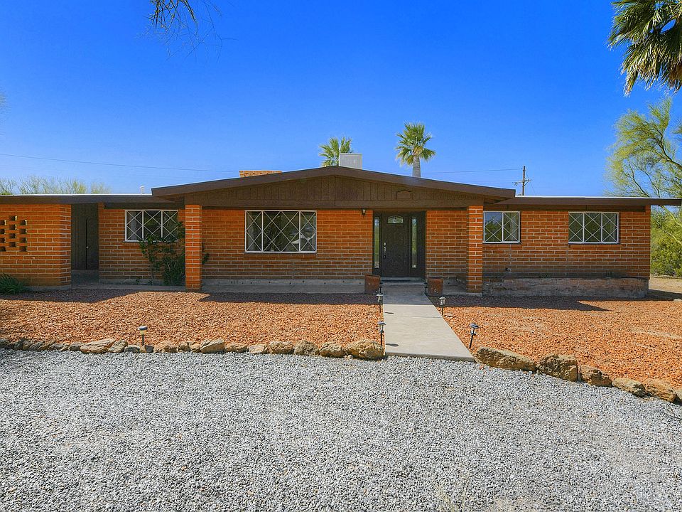 1st image of 1321 W Via Caballo