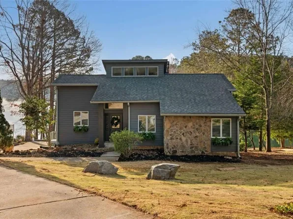 1190 Plantation Dr, Villa Rica, GA 30180