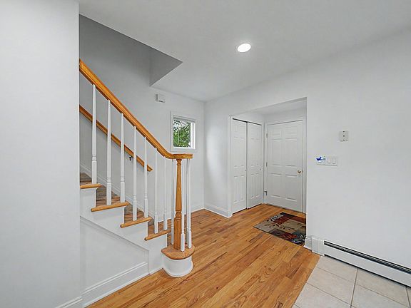 2nd image of 15 Chestnut St
