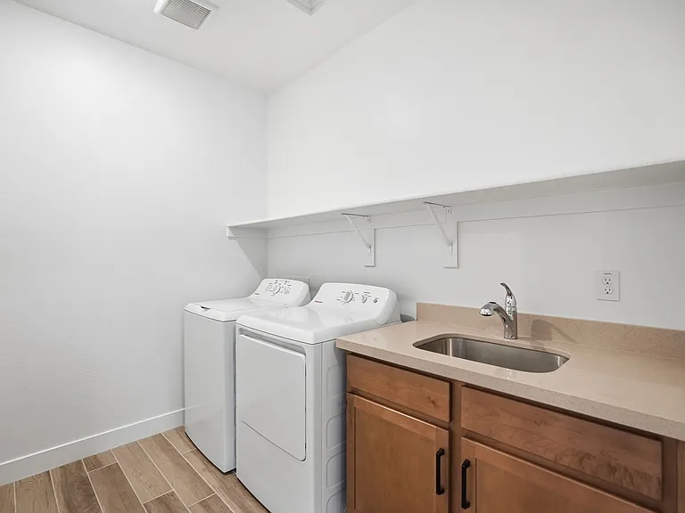 21435 W Meadowbrook Ave — Photo 27