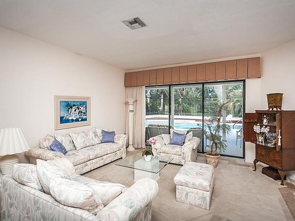 5th image of 5655 Wellington Dr