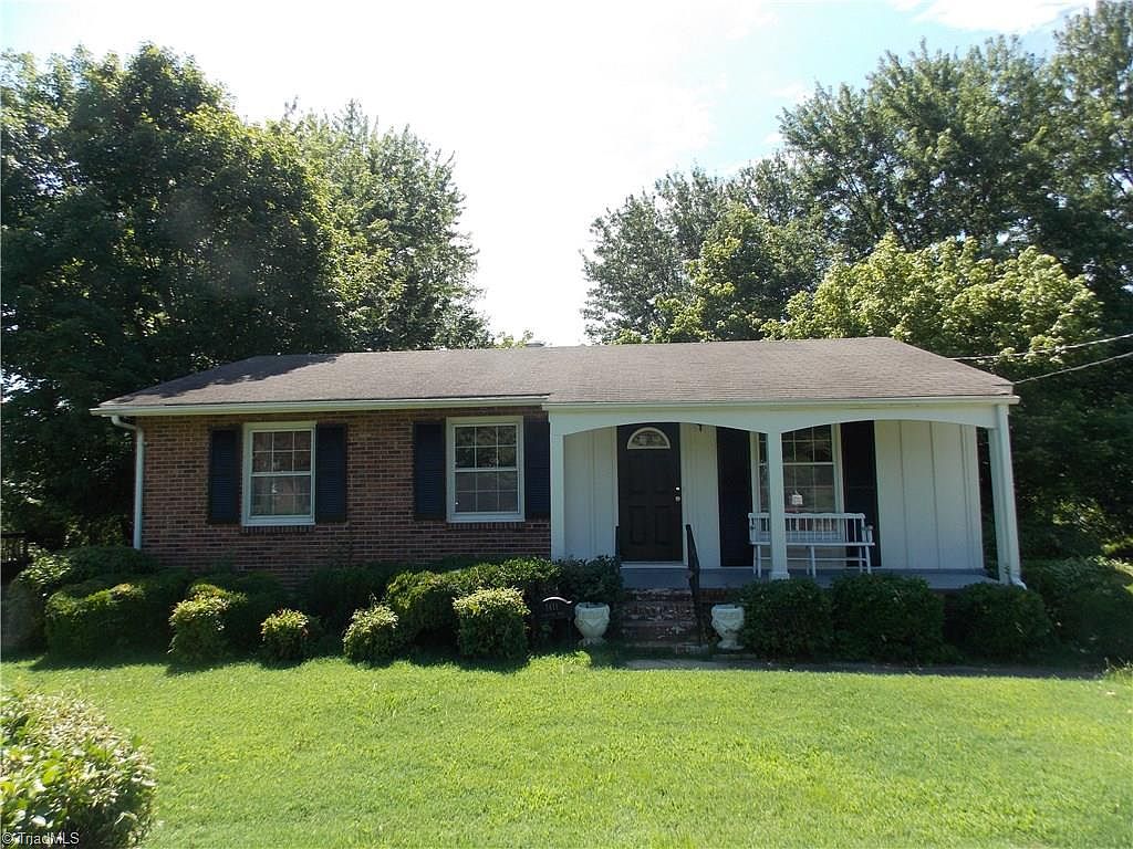 1411 Kingston Rd, Greensboro, NC 27405 | Zillow