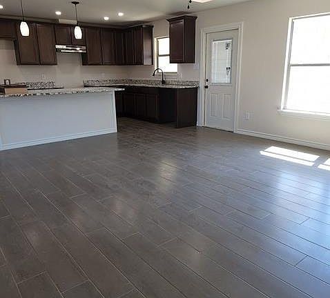 5th image of 3453 Nicole St