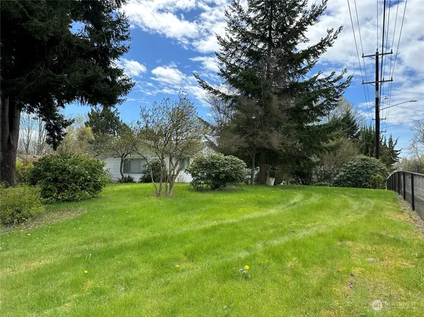 10811 Holly Drive, Everett, WA 98204