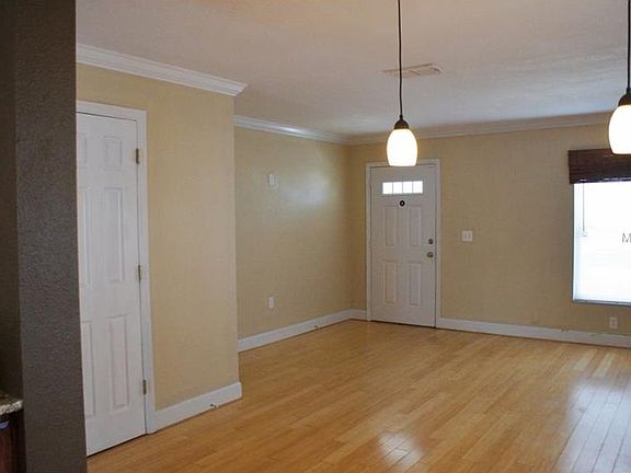 4th image of 106 S Habana Ave Unit 1