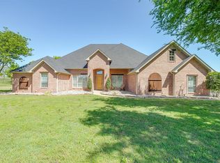4527 Indian Tree Ct, Fort Worth, TX 76126