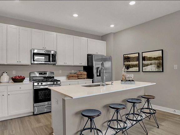 2nd image of 2316 W 166th St
