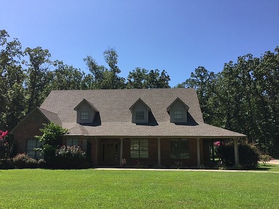 2nd image of 27 Oakwood Dr