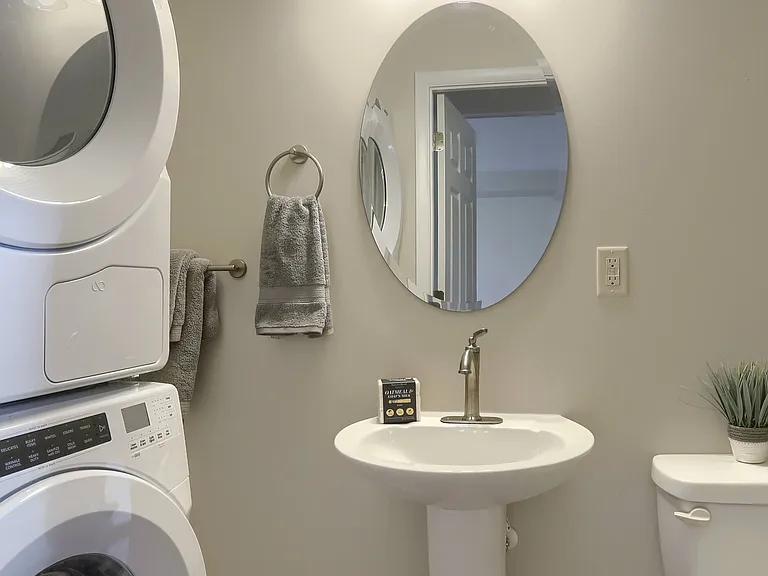 Briarcrest Gardens Apartments & Townhomes — Photo 38