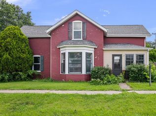 1408 13th St, Viola, IL 61486