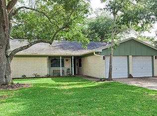 1417 Delabrook Ct, Seabrook, TX 77586