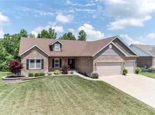 563 Wernings Dr, Columbia, IL 62236