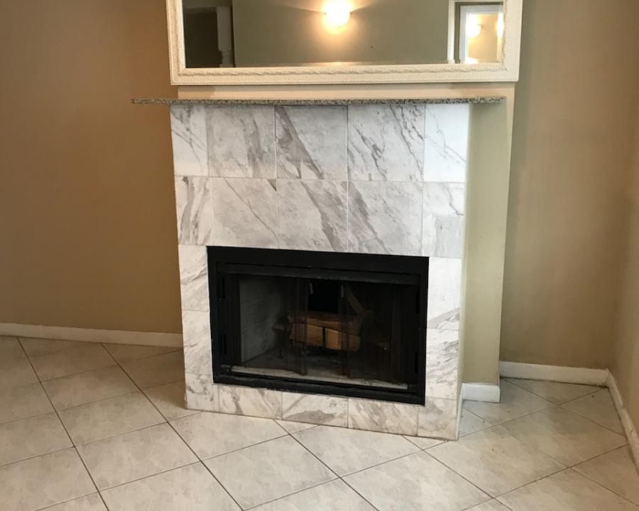 1st image of 455 N Western Ave #1