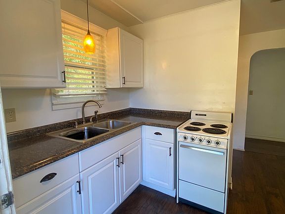 5th image of 1255 Miller Ave Unit B