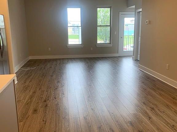 3rd image of 2162 E Norris St APT 202-64