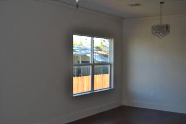 3 bed, 2.0 bath, 1340 sqft, $1,700 — Photo 3