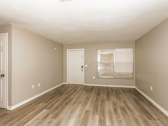 3rd image of 4160 Ballard Rd