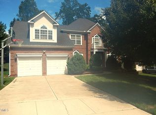 10612 River Forest Dr, Raleigh, NC 27614