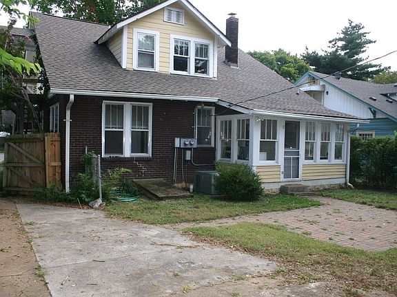 2nd image of 4500 Park Ave #4500A
