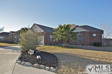 2nd image of 1240 Shiner Cir