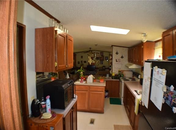 3rd image of 5321 Golden Pond Dr