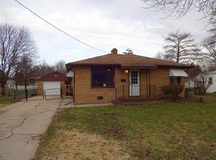 908 Evans Ave, Machesney Park, IL 61115