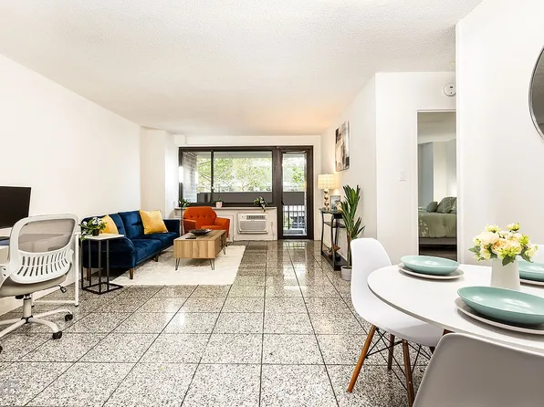 333 Pearl St APT 3H, New York, NY 10038